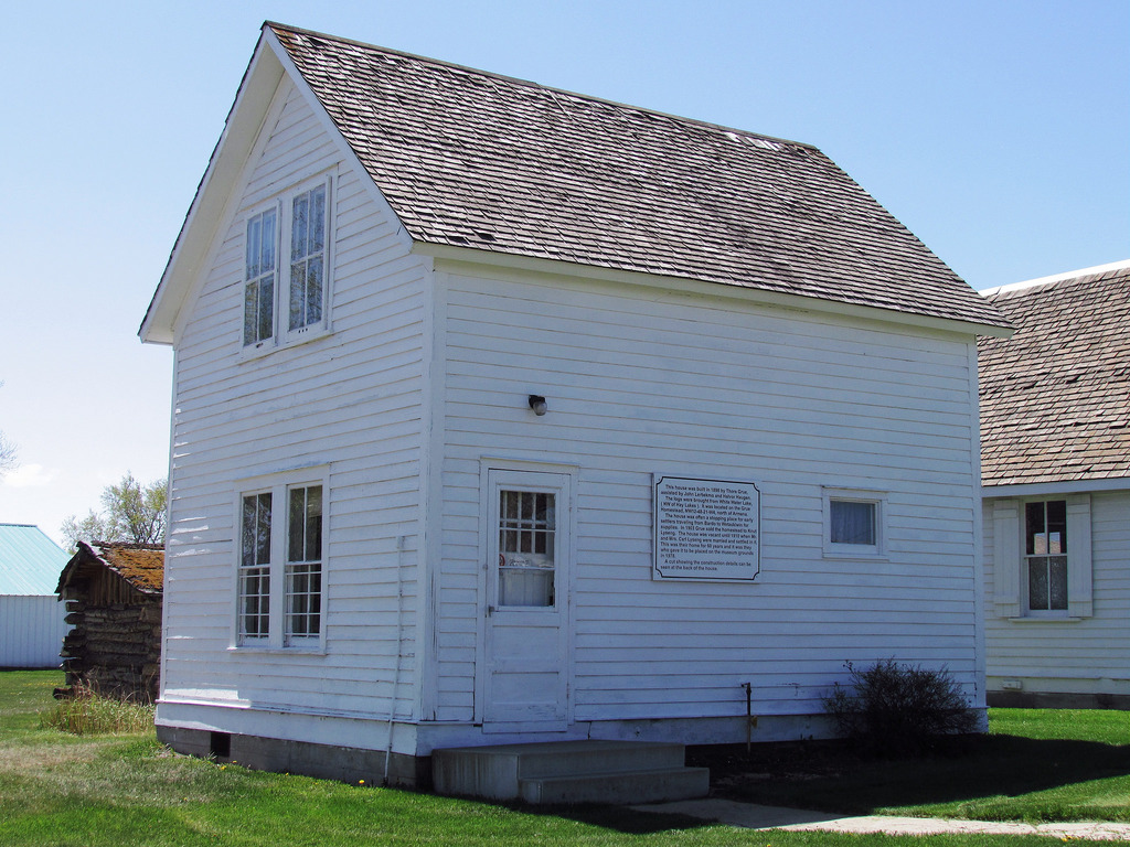 Pioneer Log House